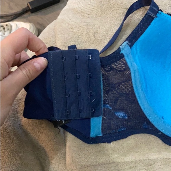Blue bra - Picture 4 of 4